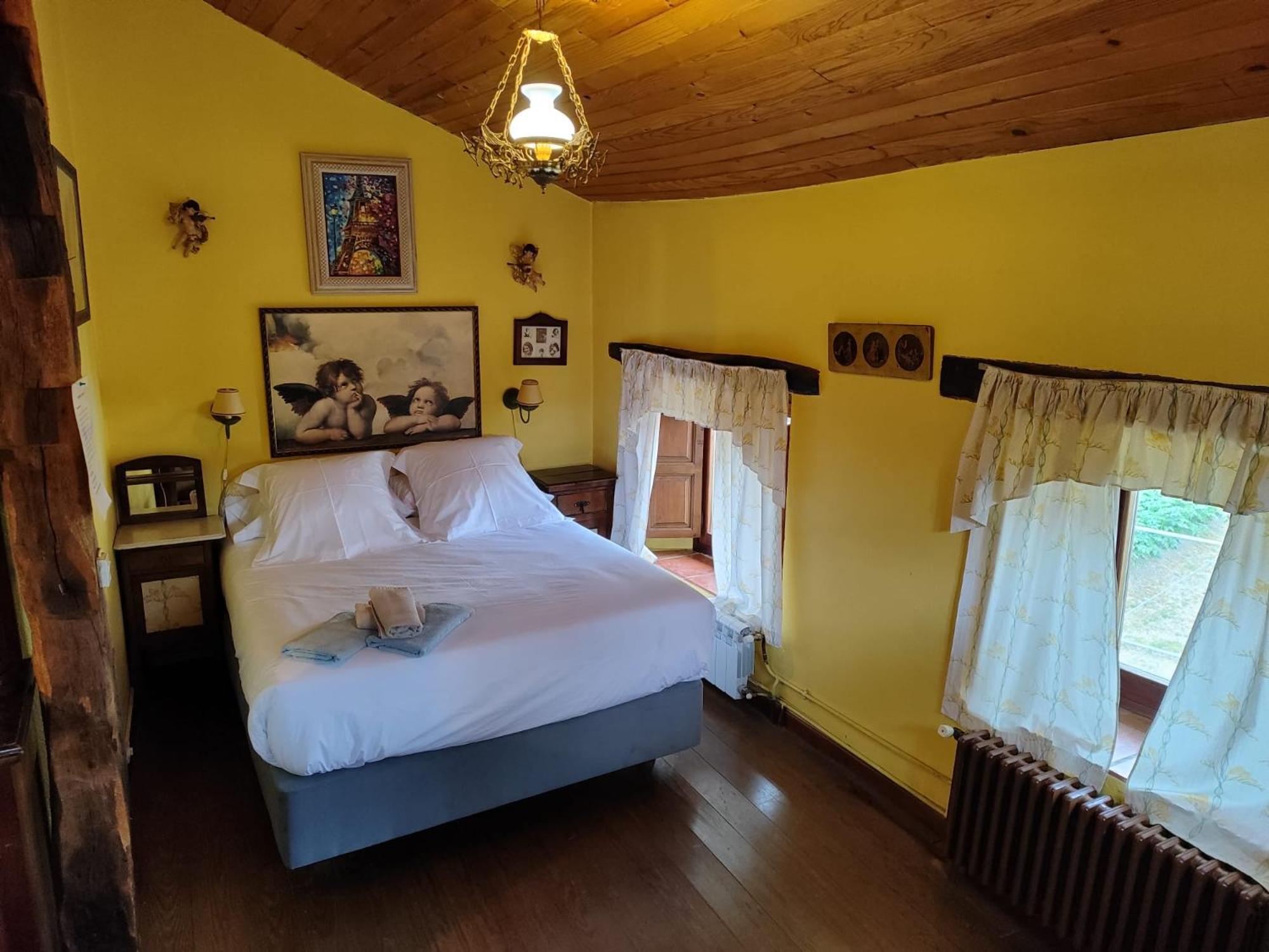 منزل الضيف سيرفيرا دي بيسويرجا  في Casa Simon المظهر الخارجي الصورة