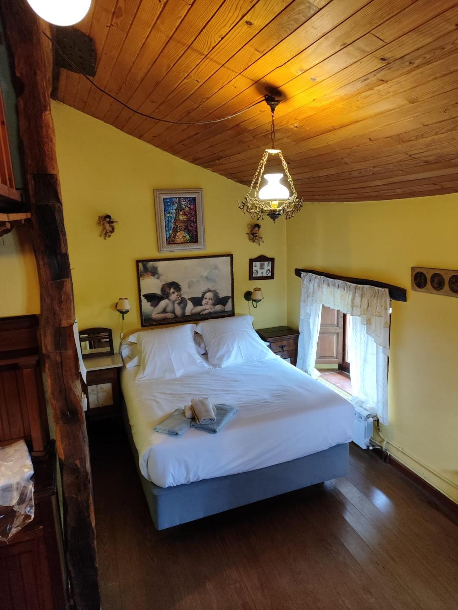 منزل الضيف سيرفيرا دي بيسويرجا  في Casa Simon المظهر الخارجي الصورة